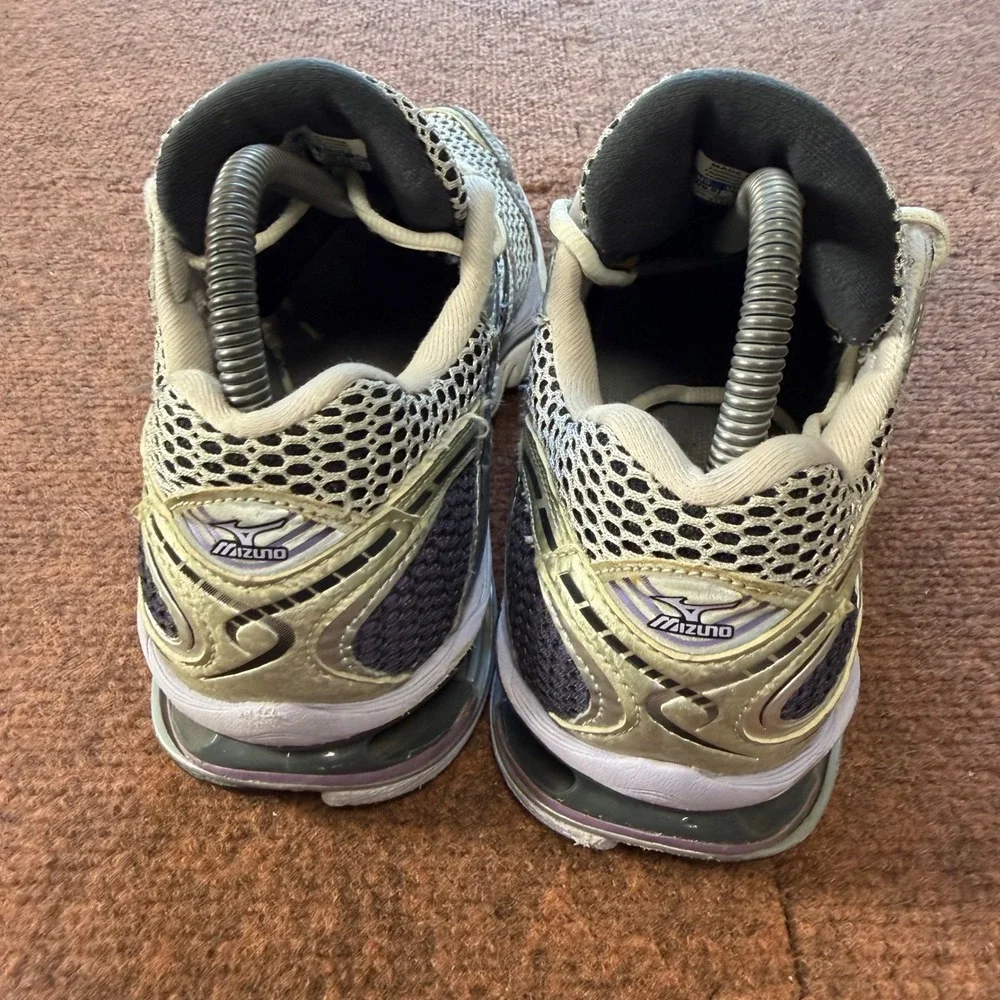 Mizuno wave creation
